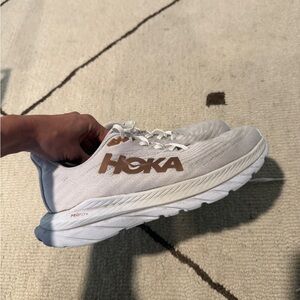 Hoka White and Gold Running Shoes pro fly+